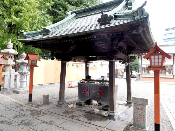 草加神社